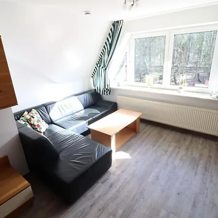 Haus-itjen-gruen-1 * Cuxhaven