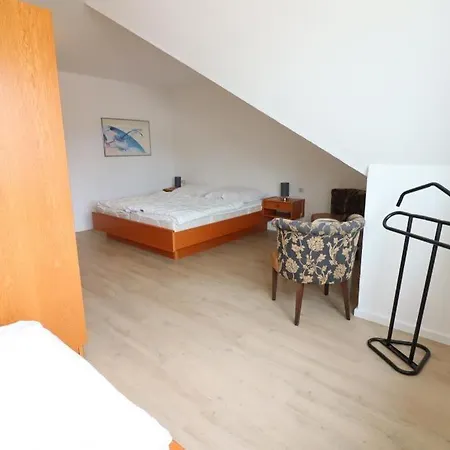 Haus-itjen-gruen-1 Apartment