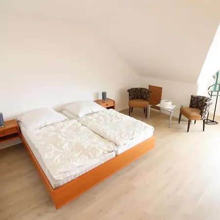 Haus-itjen-gruen-1 公寓